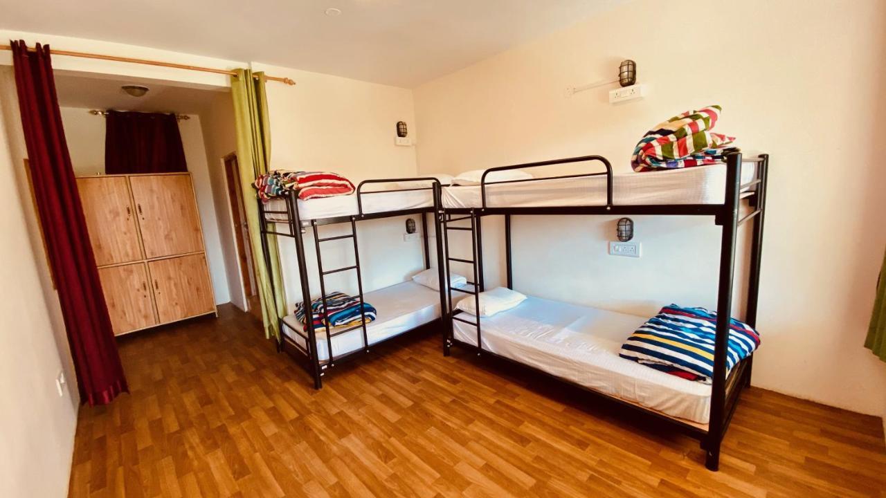 Madpackers Manali Hostel Екстериор снимка