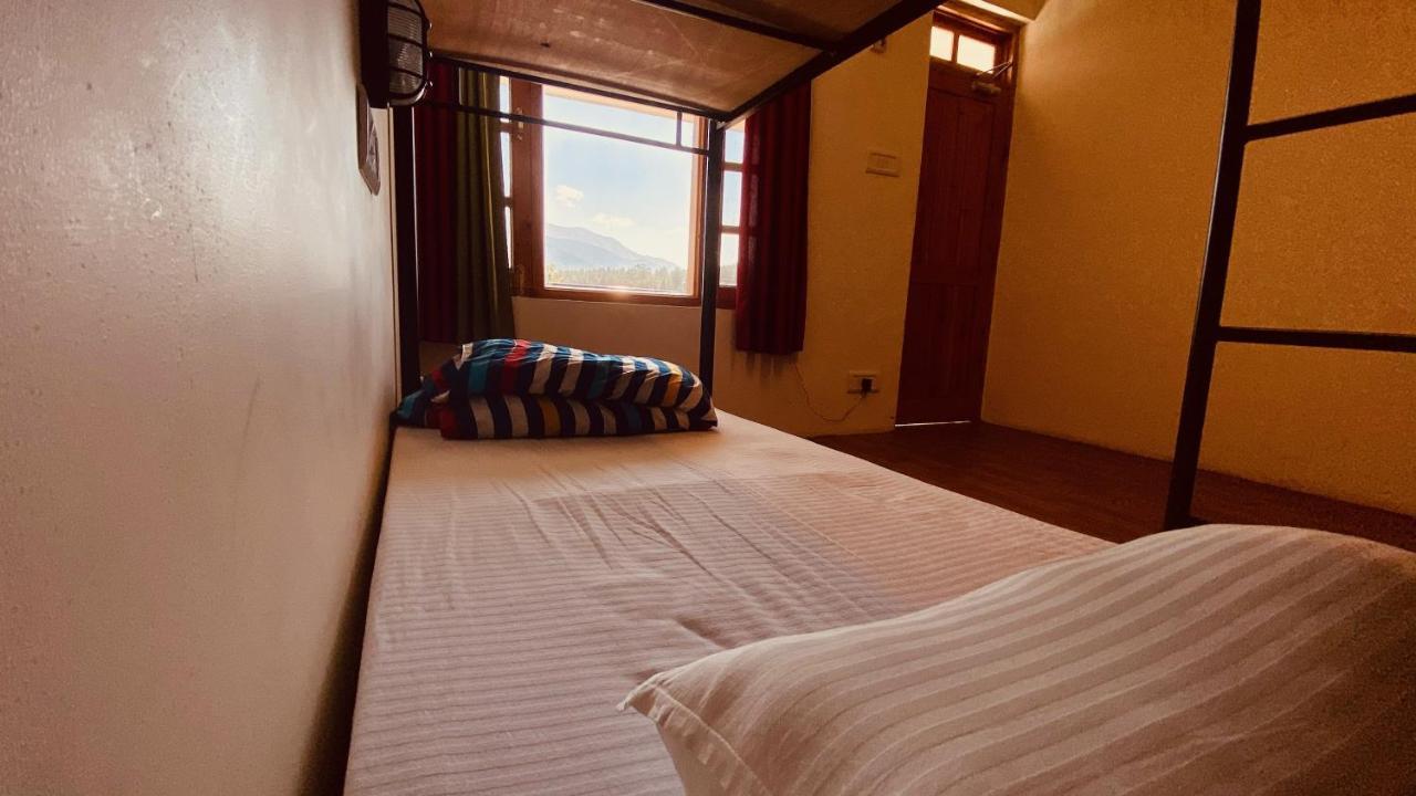 Madpackers Manali Hostel Екстериор снимка