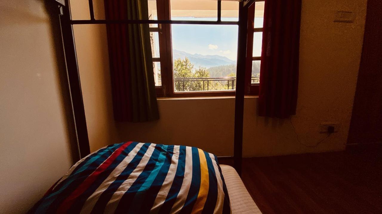 Madpackers Manali Hostel Екстериор снимка